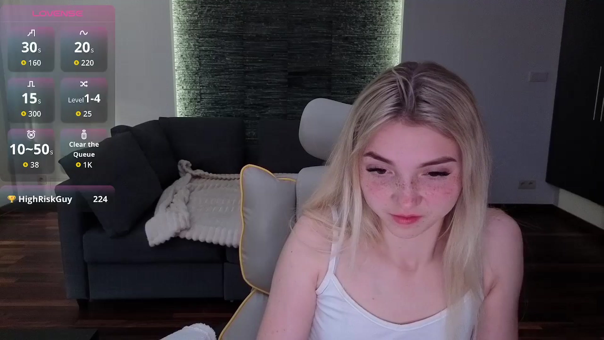 Gallery image thumbnail from Daisyy's myfreecams stream on, 04/22/2026, 17:21 image 11 of 20