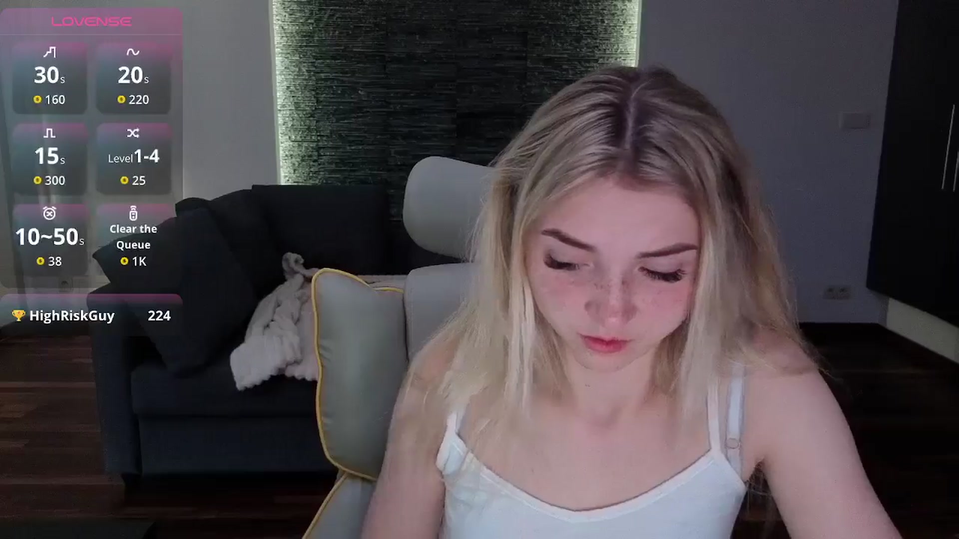 Gallery image thumbnail from Daisyy's myfreecams stream on, 04/22/2026, 17:21 image 13 of 20