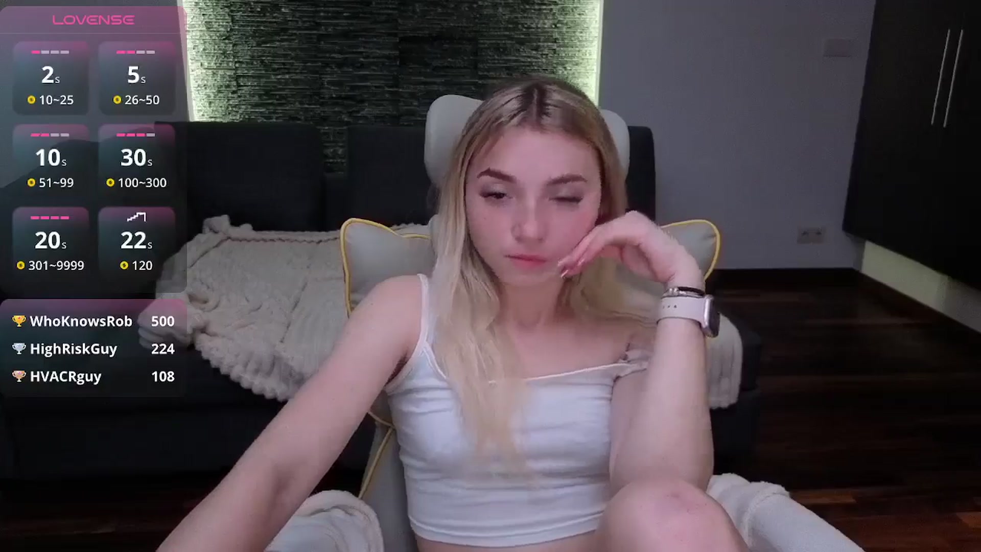 Gallery image thumbnail from Daisyy's myfreecams stream on, 04/22/2026, 19:11 image 10 of 20