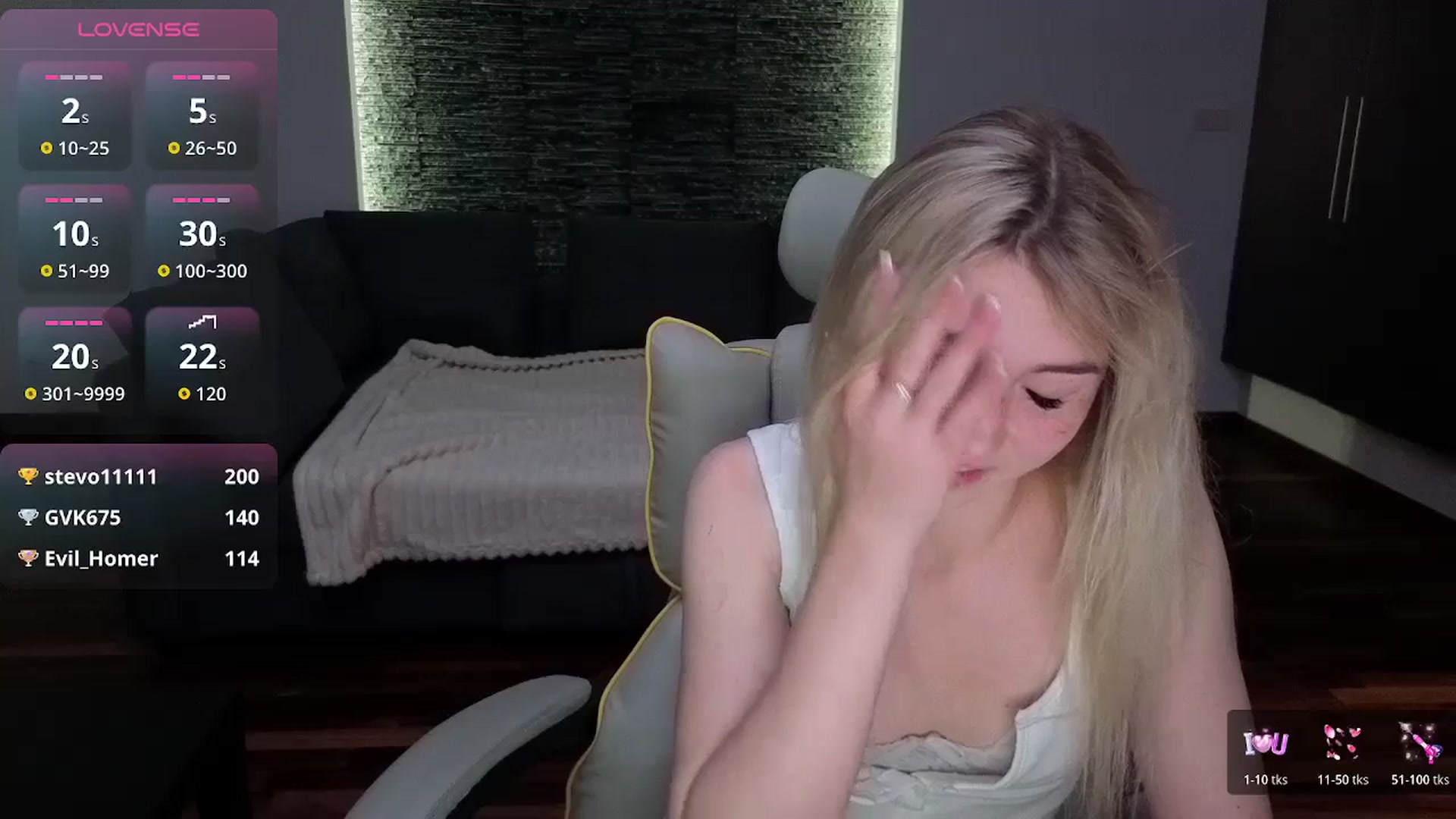 Gallery image thumbnail from Daisyy's myfreecams stream on, 04/23/2026, 20:33 image 18 of 20