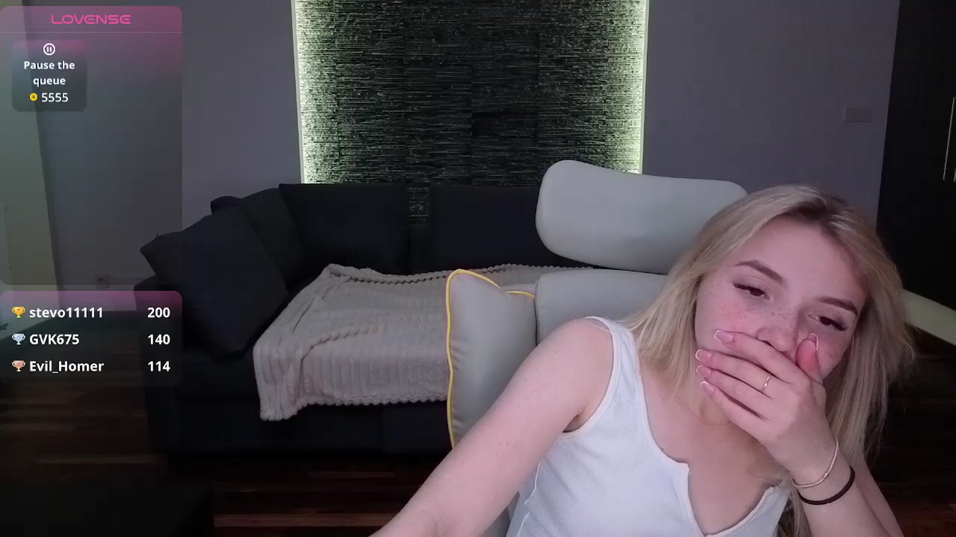 Gallery image thumbnail from Daisyy's myfreecams stream on, 04/23/2026, 22:01 image 18 of 20