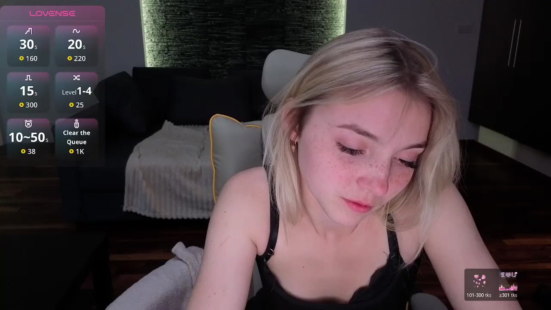 Gallery image thumbnail from Daisyy's myfreecams stream on, 04/26/2026, 17:54 image 6 of 20