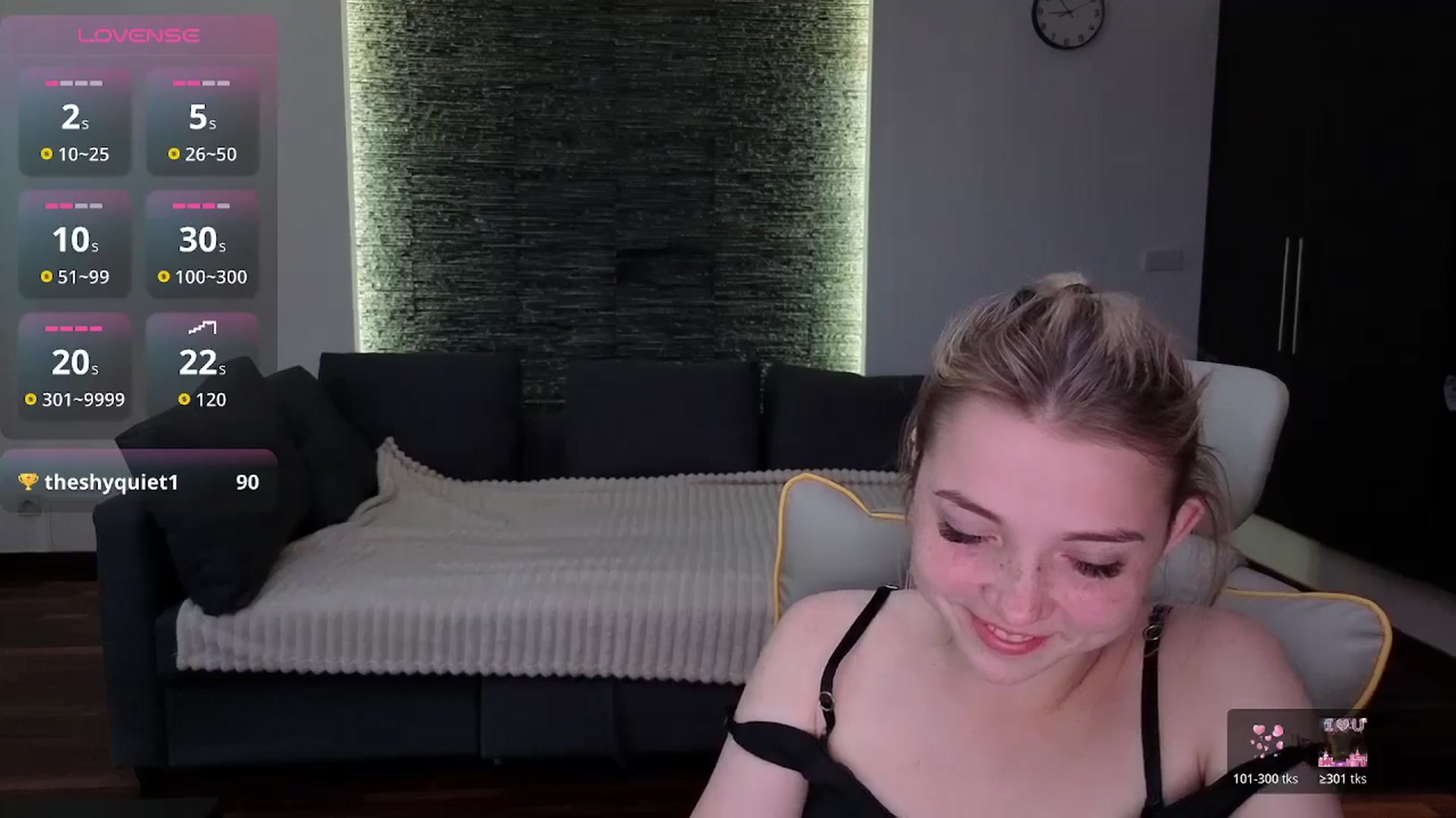Gallery image thumbnail from Daisyy's myfreecams stream on, 04/27/2026, 16:50 image 14 of 20