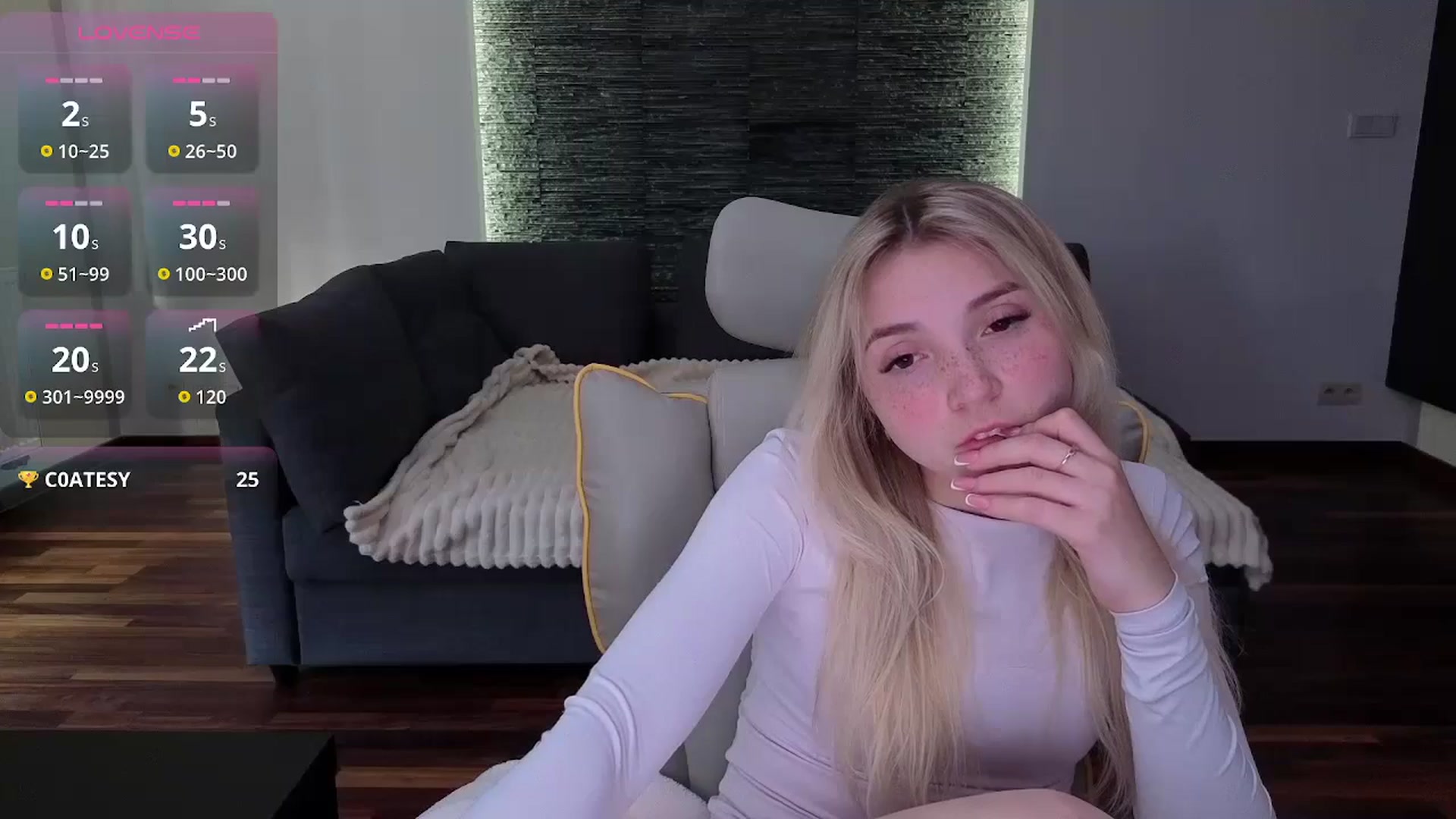 Gallery image thumbnail from Daisyy's myfreecams stream on, 04/28/2026, 16:11 image 3 of 20