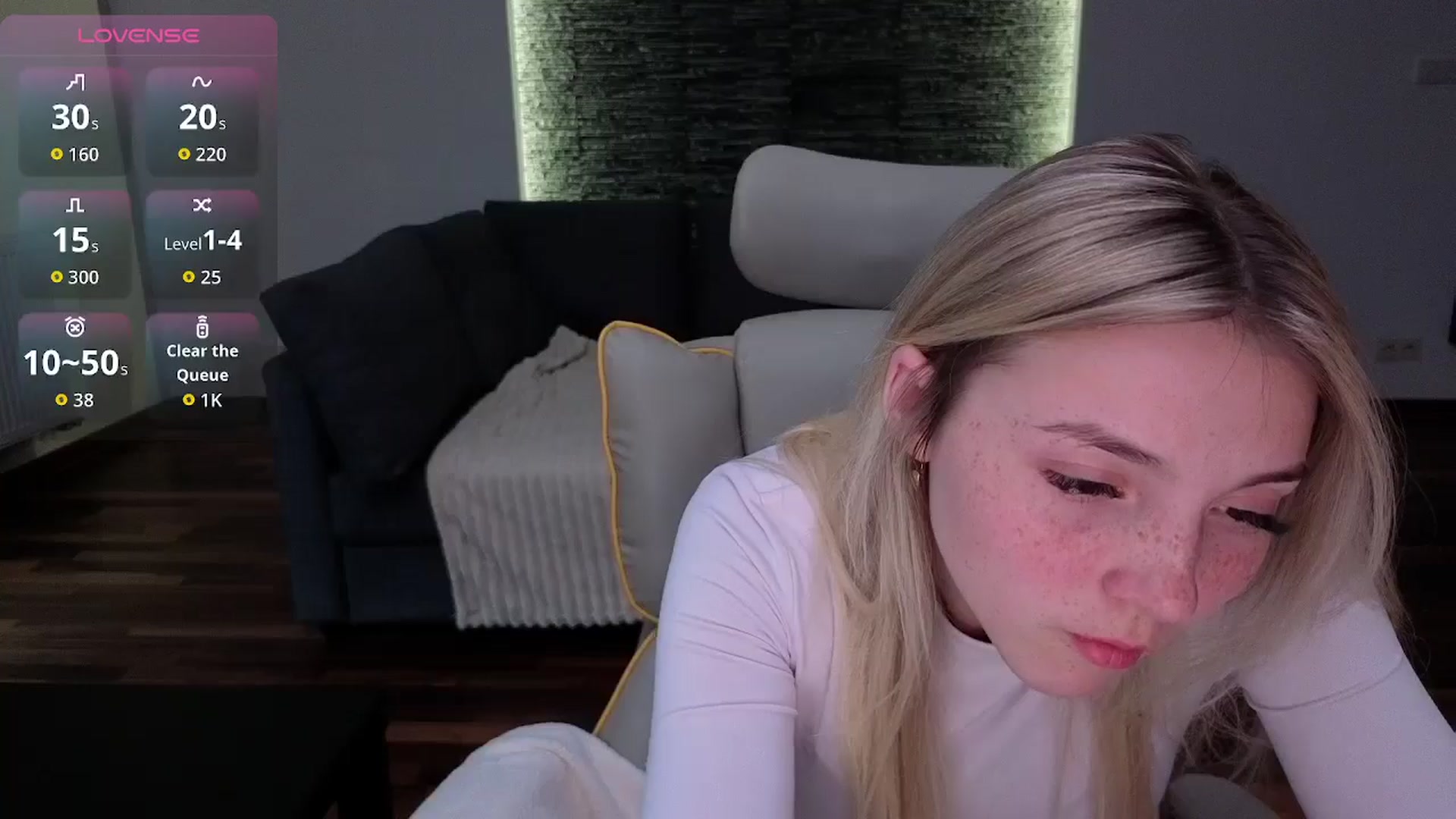 Gallery image thumbnail from Daisyy's myfreecams stream on, 04/28/2026, 18:22 image 10 of 20