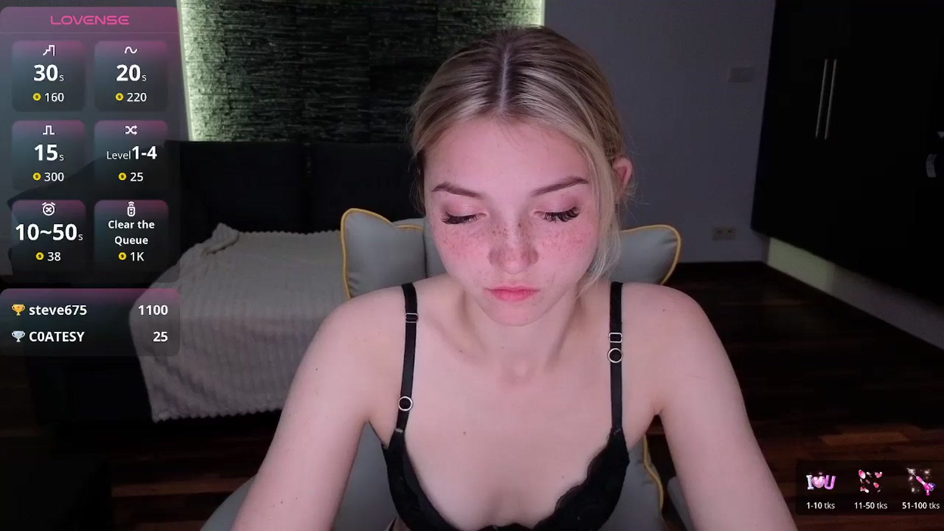 Gallery image thumbnail from Daisyy's myfreecams stream on, 04/28/2026, 20:37 image 9 of 20