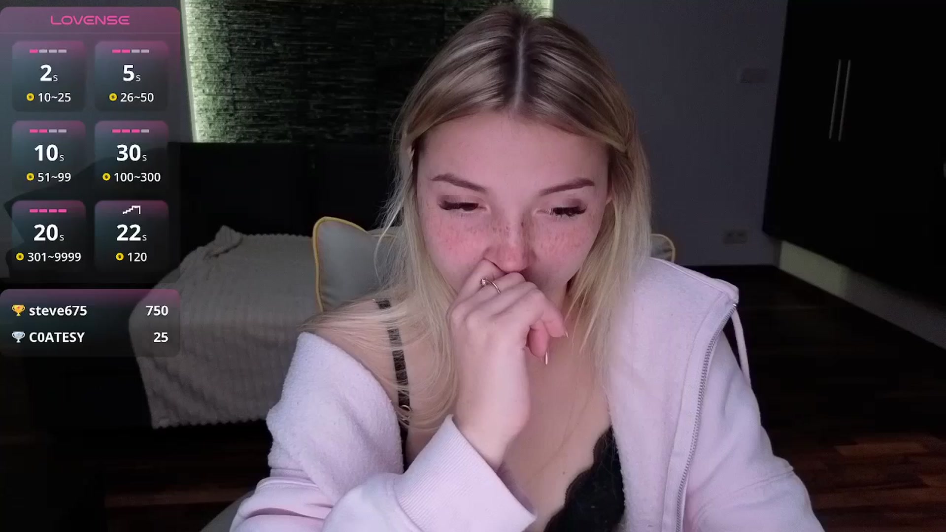 Gallery image thumbnail from Daisyy's myfreecams stream on, 04/28/2026, 20:37 image 1 of 20