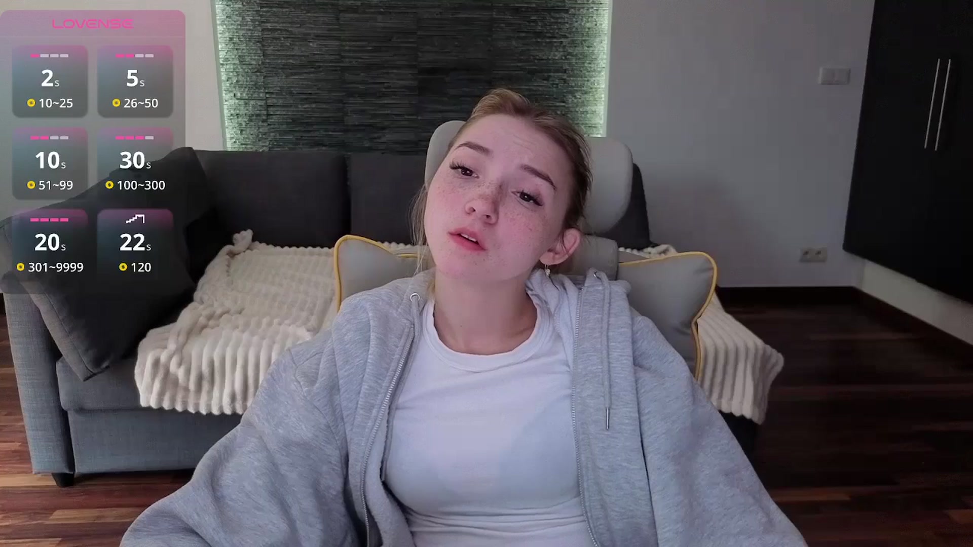 Gallery image thumbnail from Daisyy's myfreecams stream on, 04/29/2026, 09:03 image 11 of 20