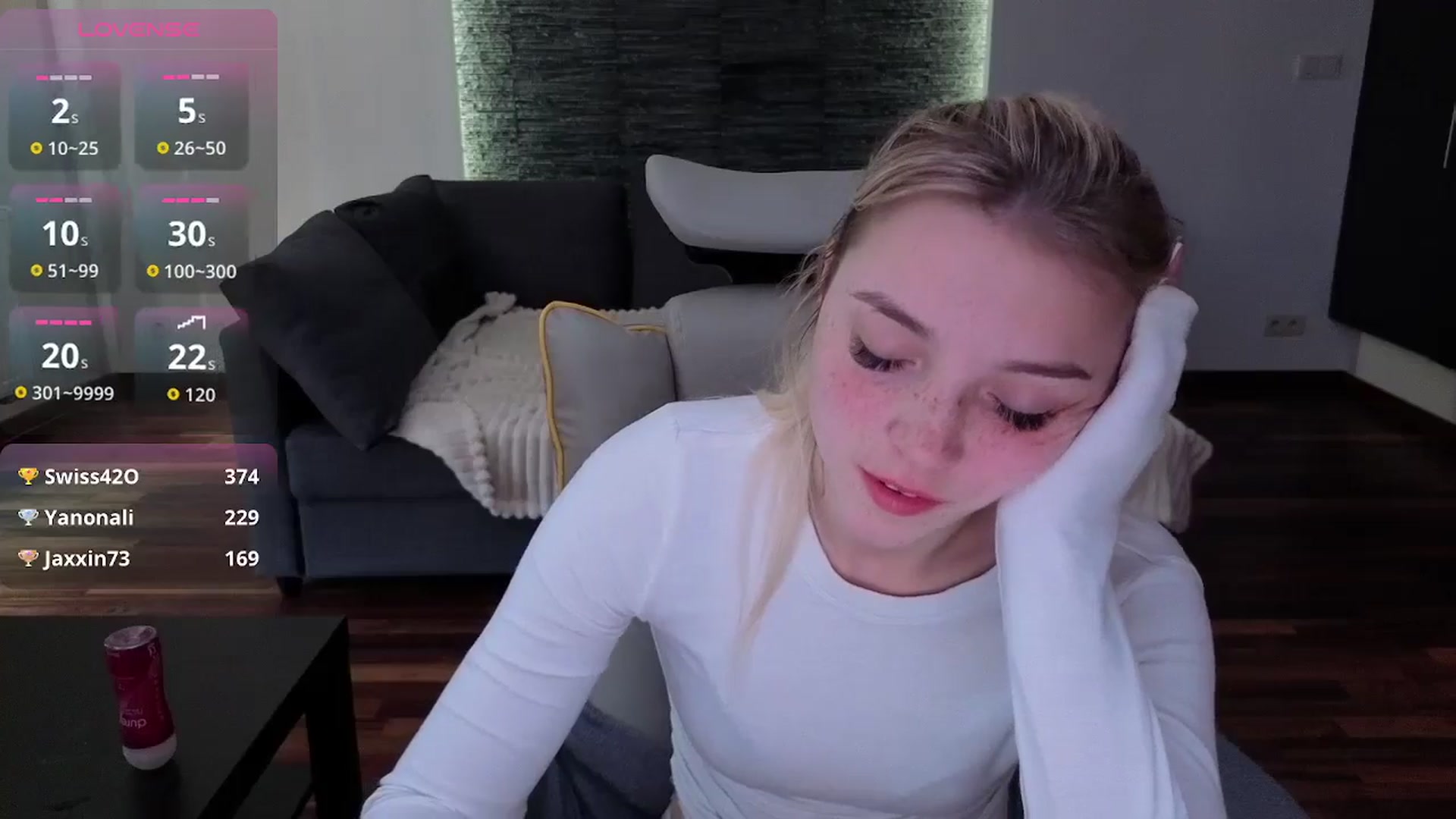 Gallery image thumbnail from Daisyy's myfreecams stream on, 04/29/2026, 15:32 image 11 of 20