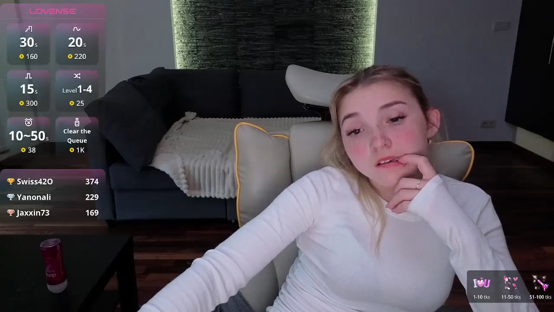 Gallery image thumbnail from Daisyy's myfreecams stream on, 04/29/2026, 15:32 image 15 of 20