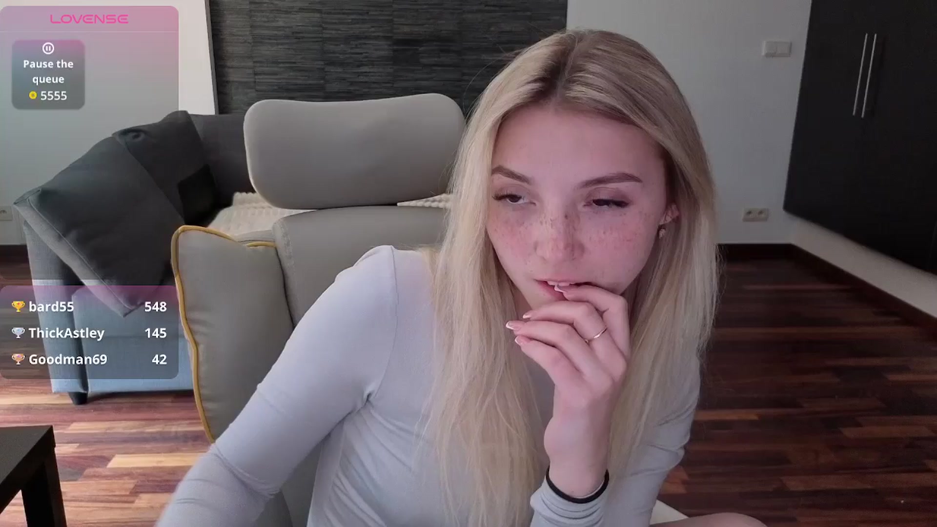 Gallery image thumbnail from Daisyy's myfreecams stream on, 04/30/2026, 09:55 image 11 of 20