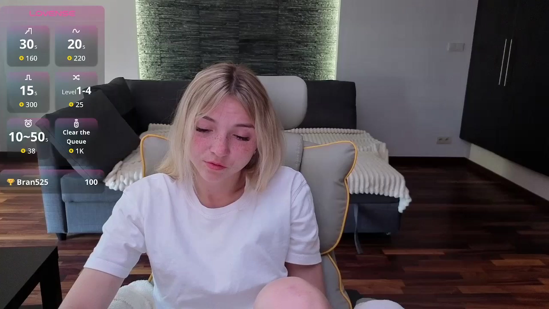 Gallery image thumbnail from Daisyy's myfreecams stream on, 05/03/2026, 15:42 image 15 of 20