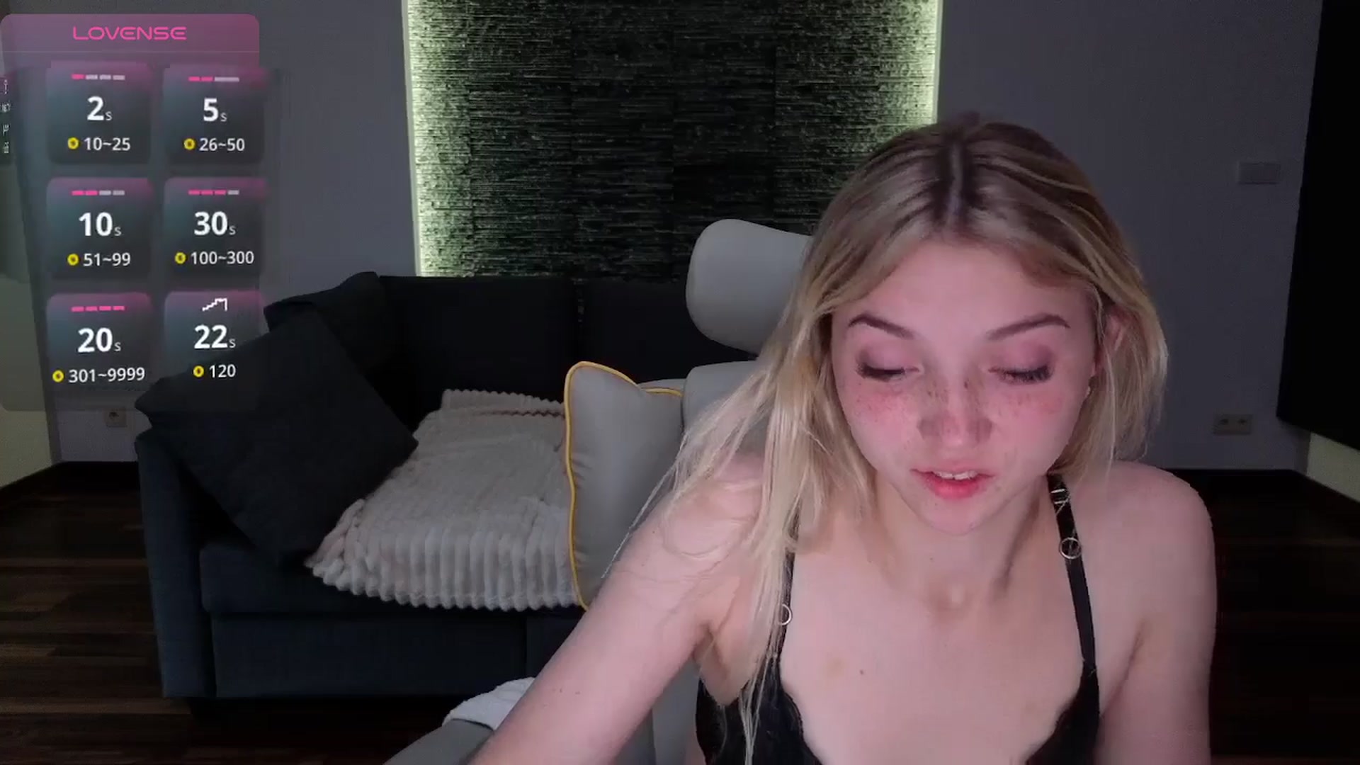 Gallery image thumbnail from Daisyy's myfreecams stream on, 05/03/2026, 19:13 image 8 of 20