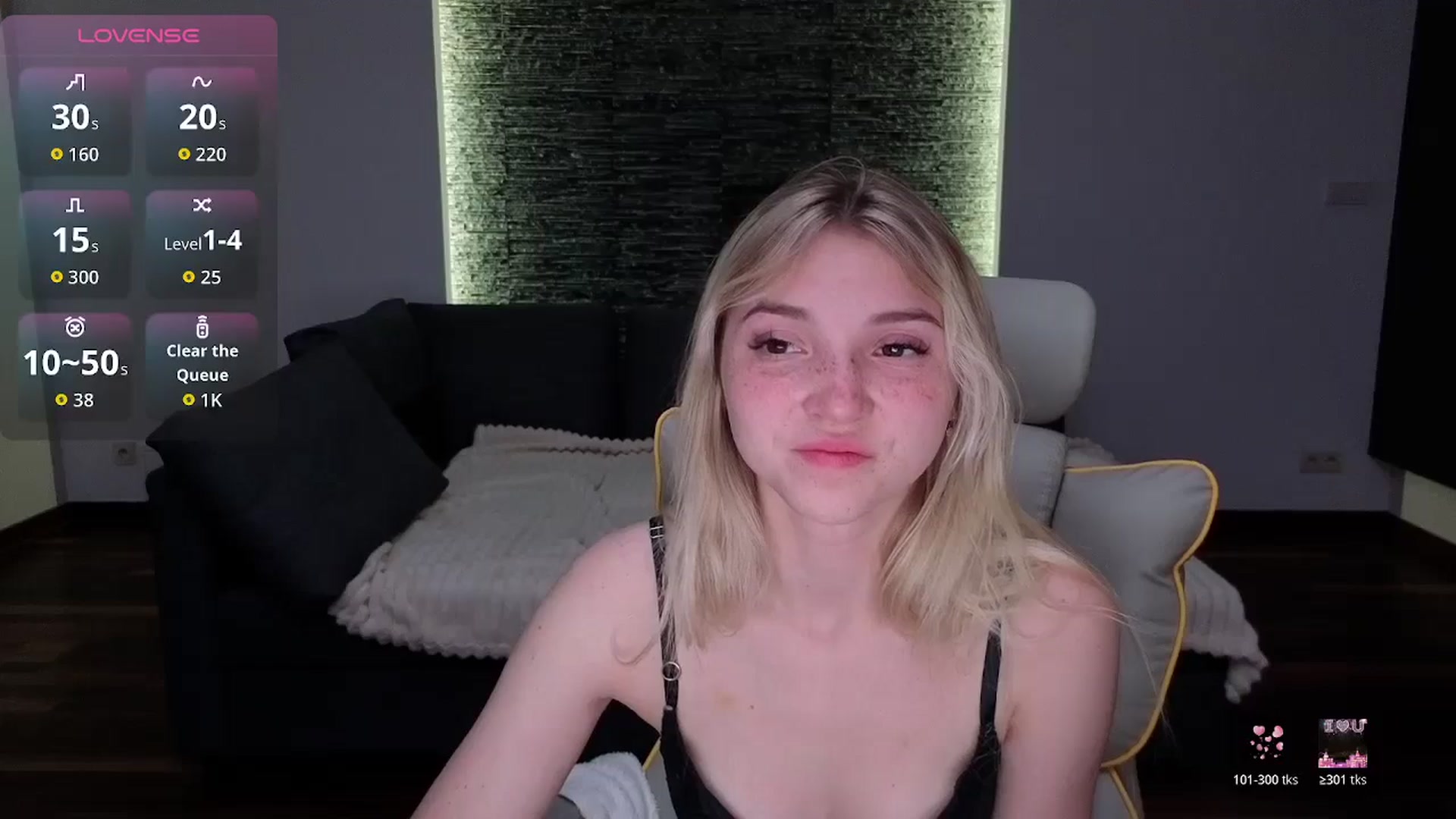 Gallery image thumbnail from Daisyy's myfreecams stream on, 05/03/2026, 19:13 image 12 of 20