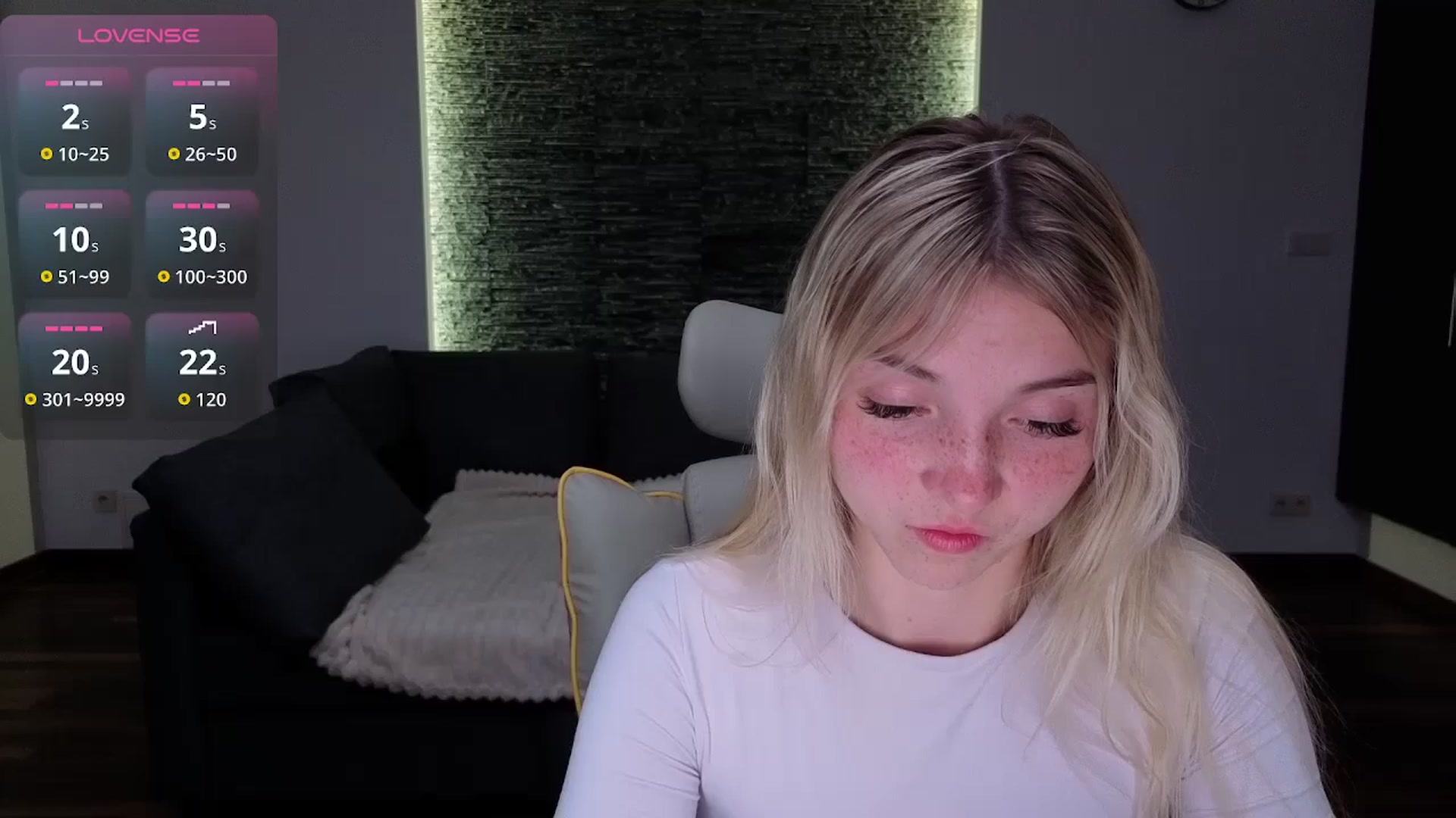 Gallery image thumbnail from Daisyy's myfreecams stream on, 05/03/2026, 22:09 image 7 of 20