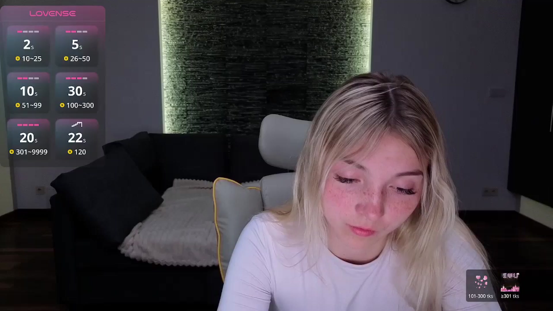 Gallery image thumbnail from Daisyy's myfreecams stream on, 05/03/2026, 22:09 image 8 of 20