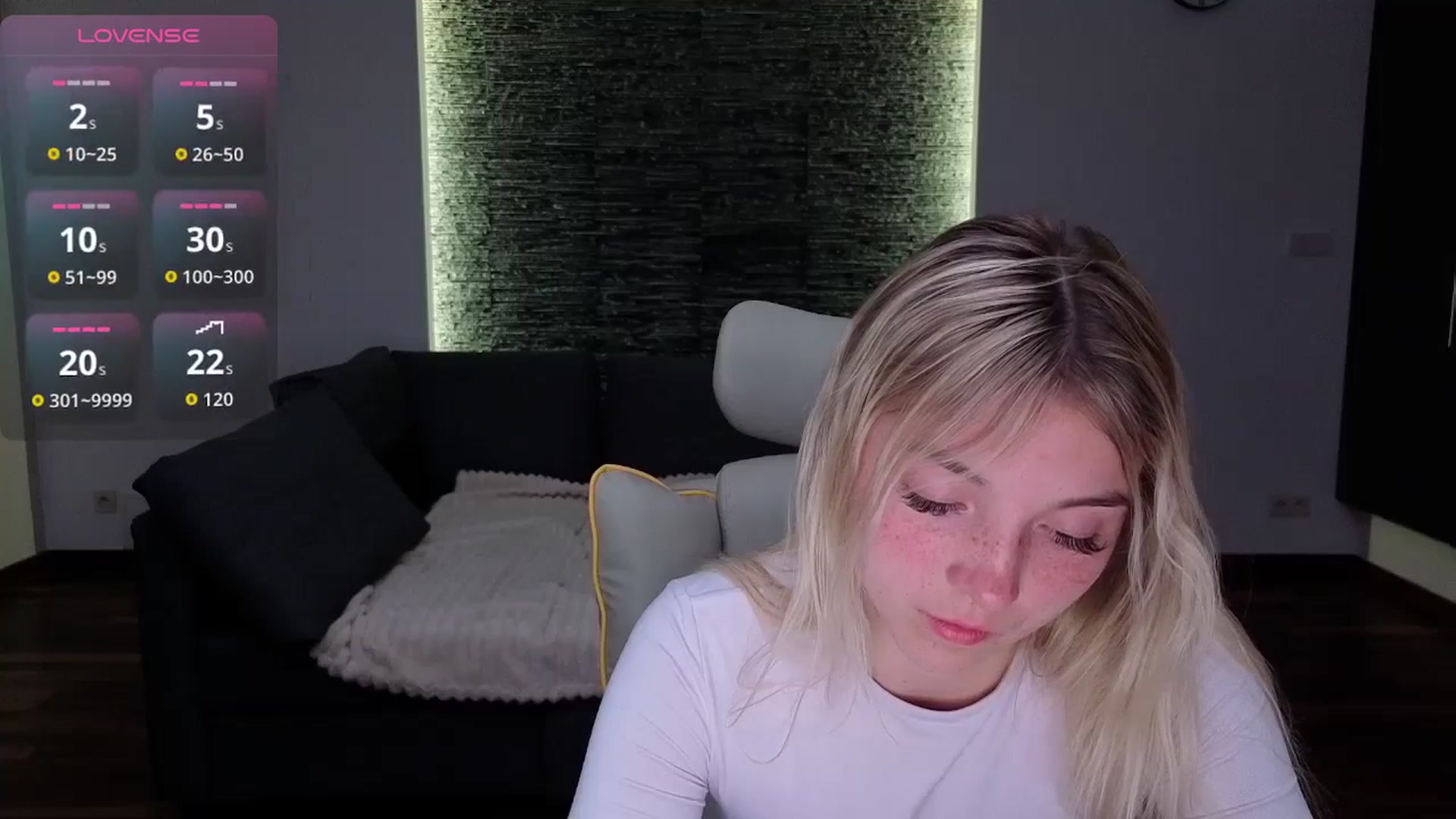 Gallery image thumbnail from Daisyy's myfreecams stream on, 05/03/2026, 22:09 image 9 of 20