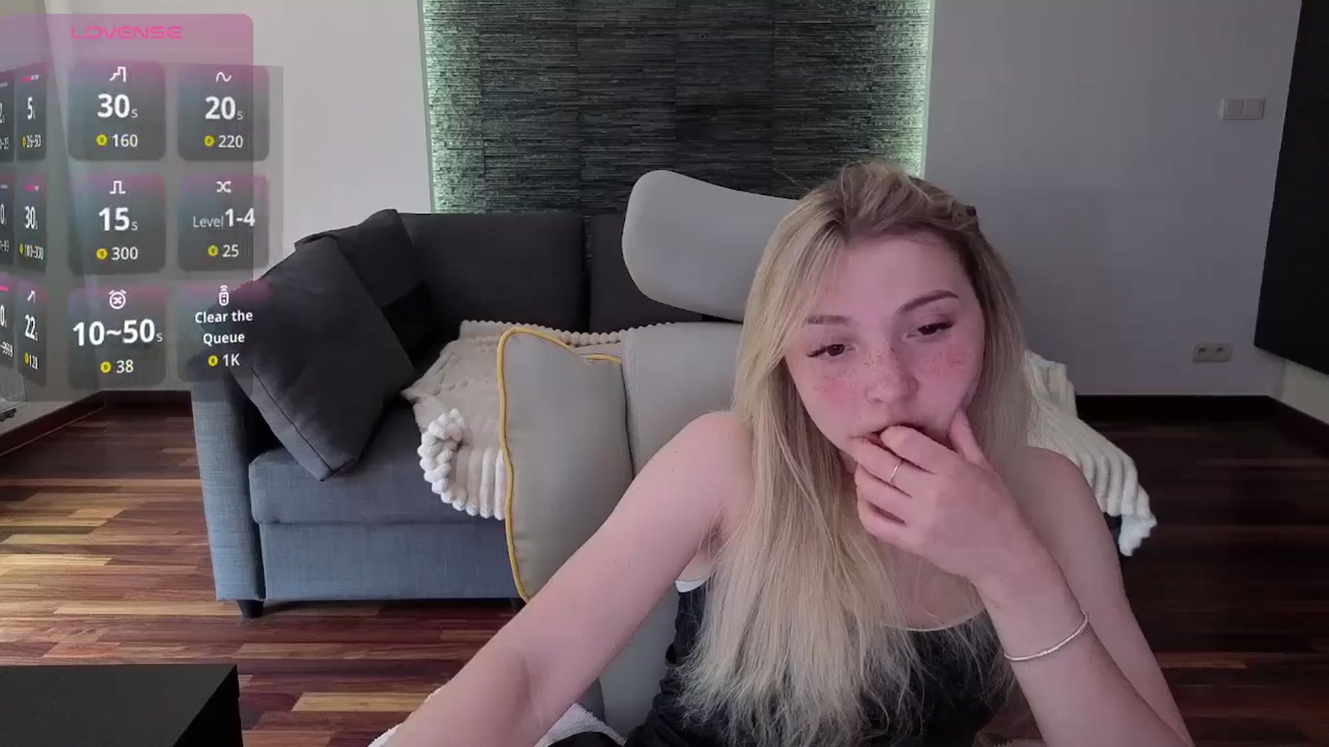 Gallery image thumbnail from Daisyy's myfreecams stream on, 05/04/2026, 14:39 image 5 of 20