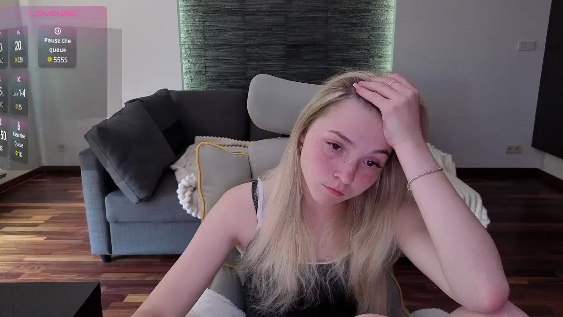 Gallery image thumbnail from Daisyy's myfreecams stream on, 05/04/2026, 14:39 image 11 of 20