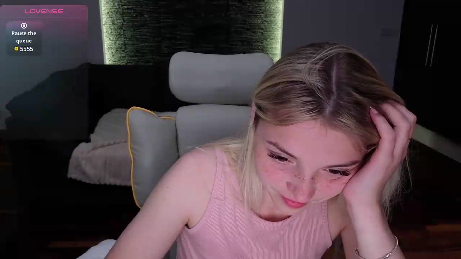 Gallery image thumbnail from Daisyy's myfreecams stream on, 05/04/2026, 20:33 image 20 of 20