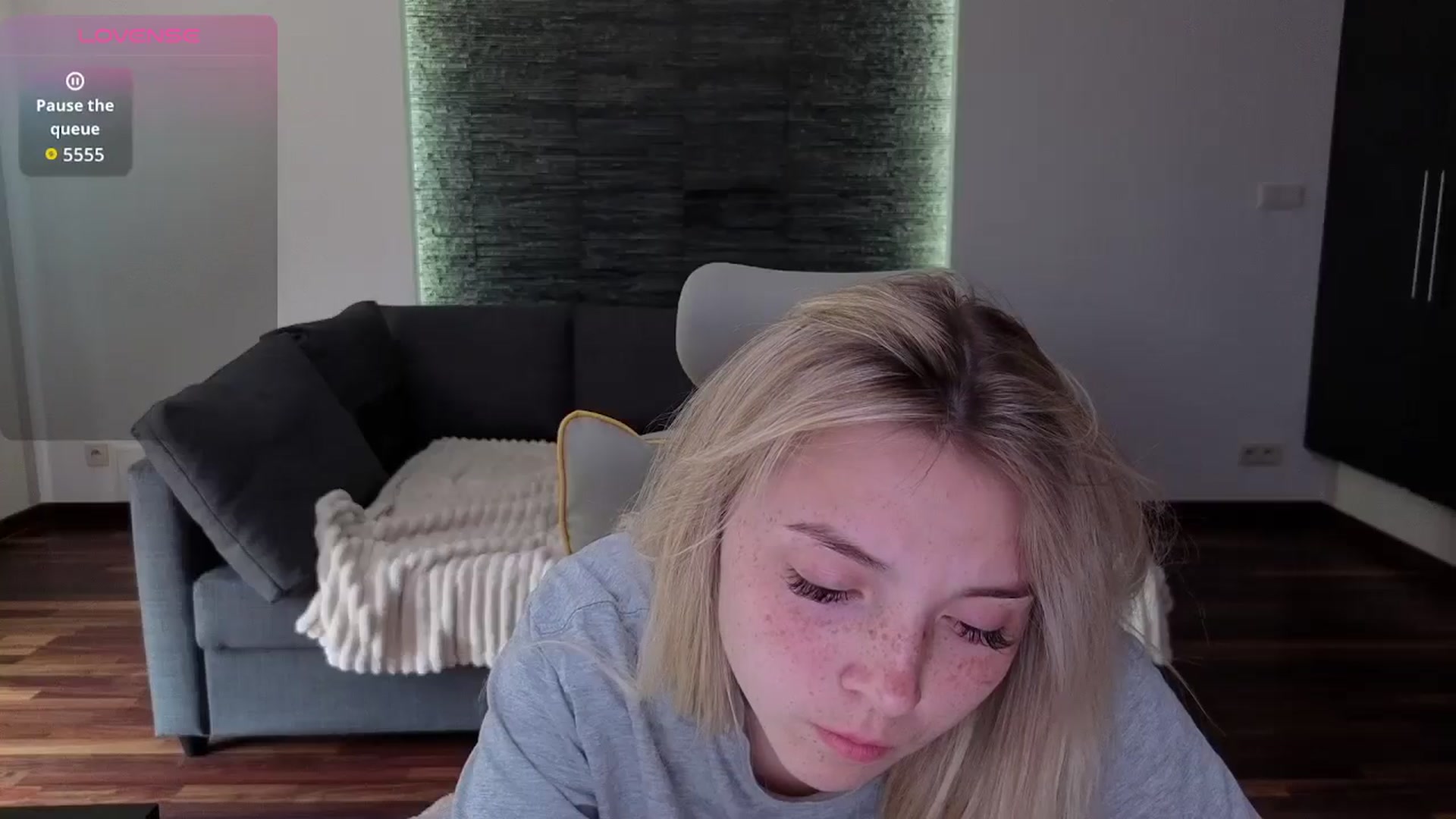 Gallery image thumbnail from Daisyy's myfreecams stream on, 05/05/2026, 14:15 image 2 of 20