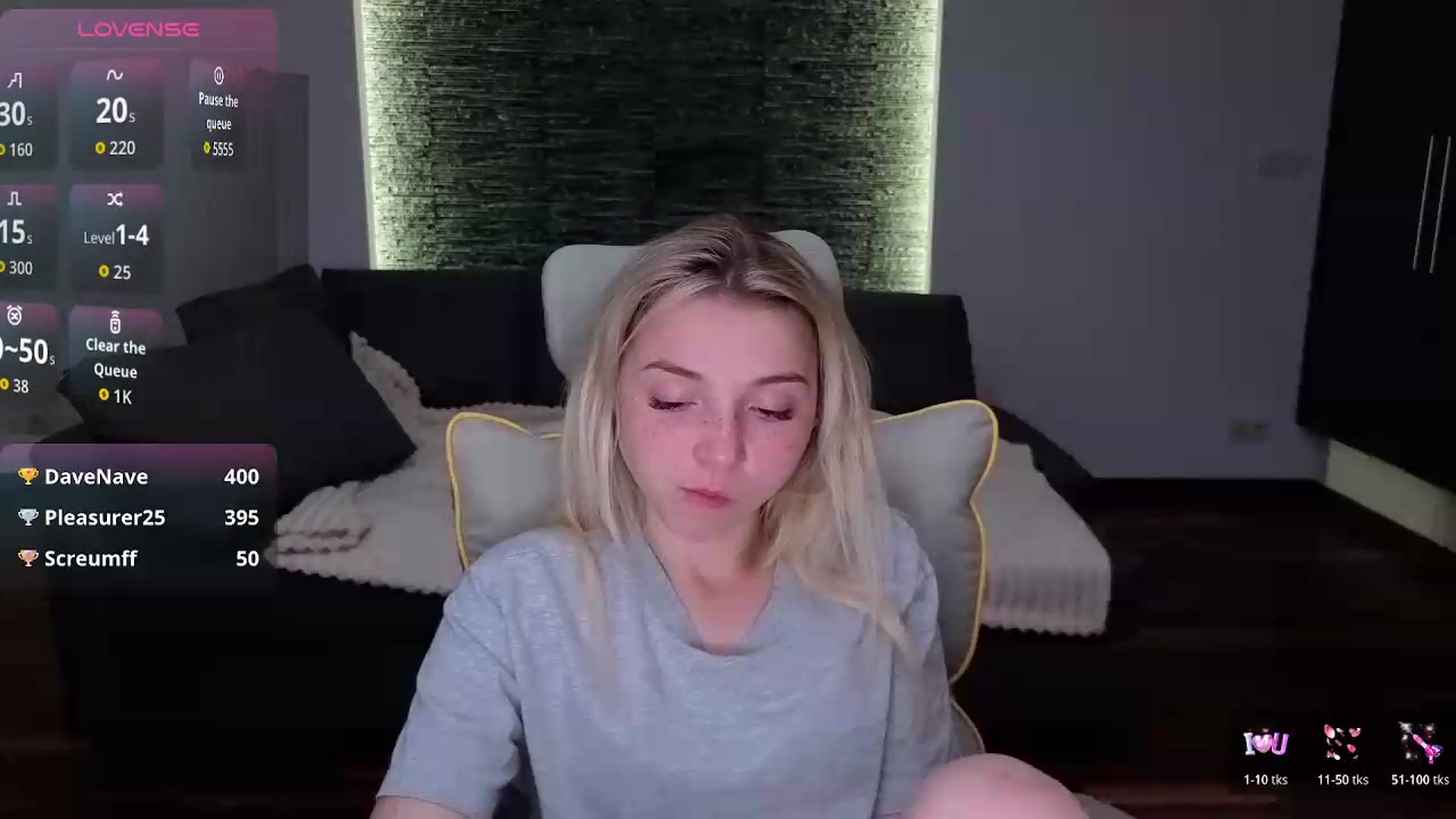 Gallery image thumbnail from Daisyy's myfreecams stream on, 05/05/2026, 20:34 image 4 of 20