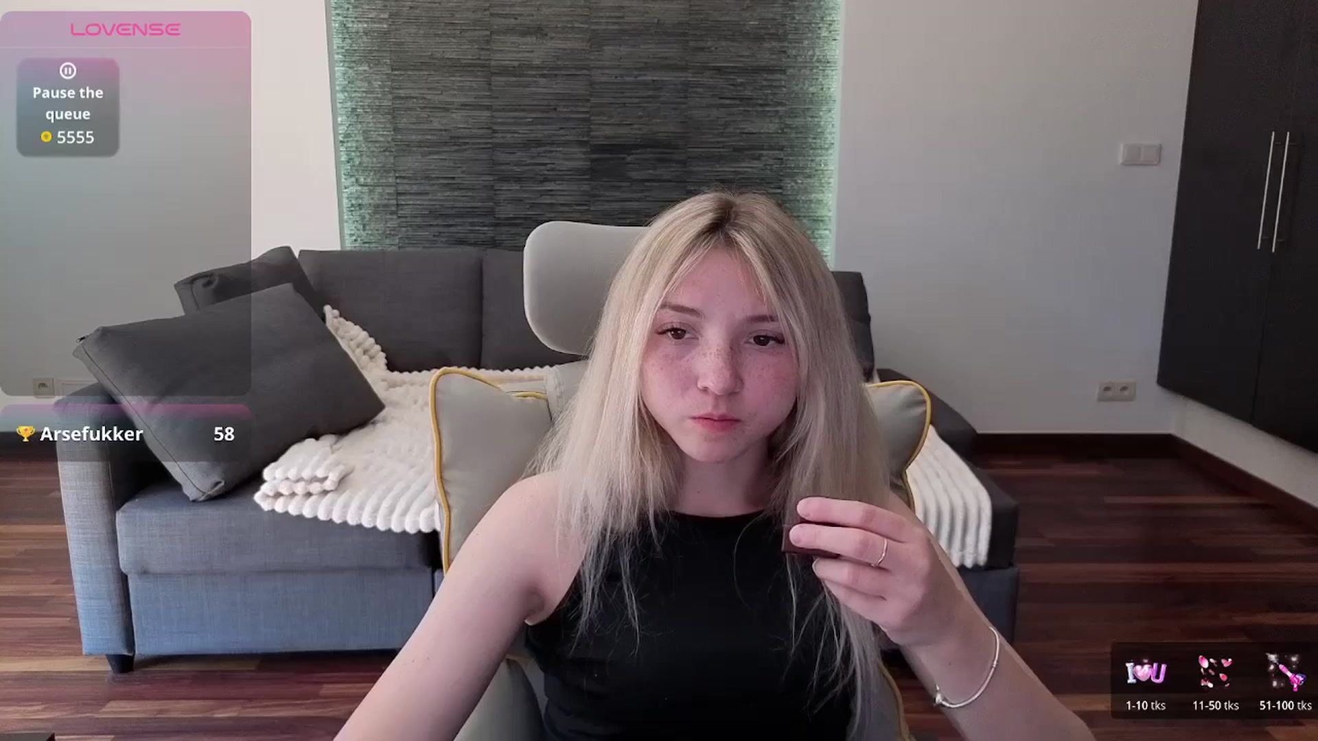 Gallery image thumbnail from Daisyy's myfreecams stream on, 05/06/2026, 11:10 image 11 of 20
