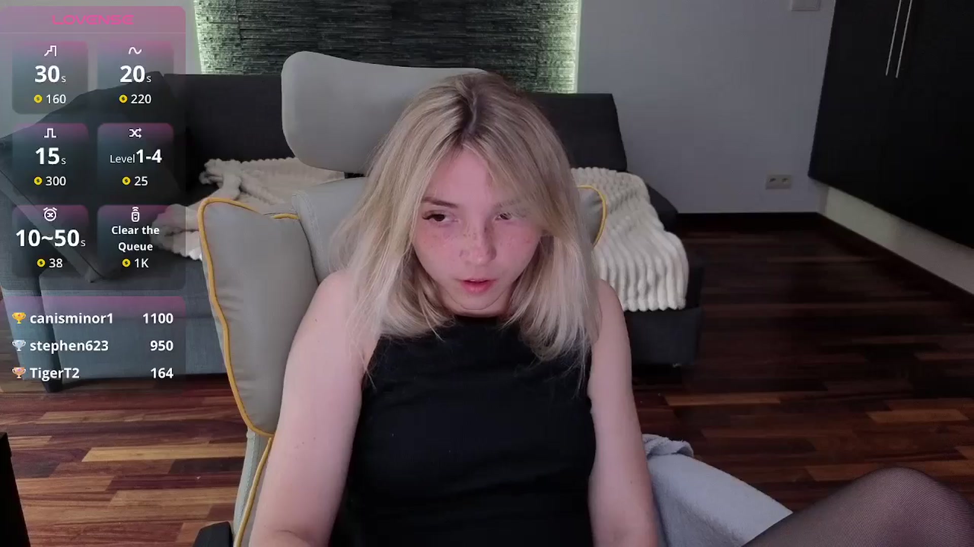 Gallery image thumbnail from Daisyy's myfreecams stream on, 05/06/2026, 13:31 image 15 of 20
