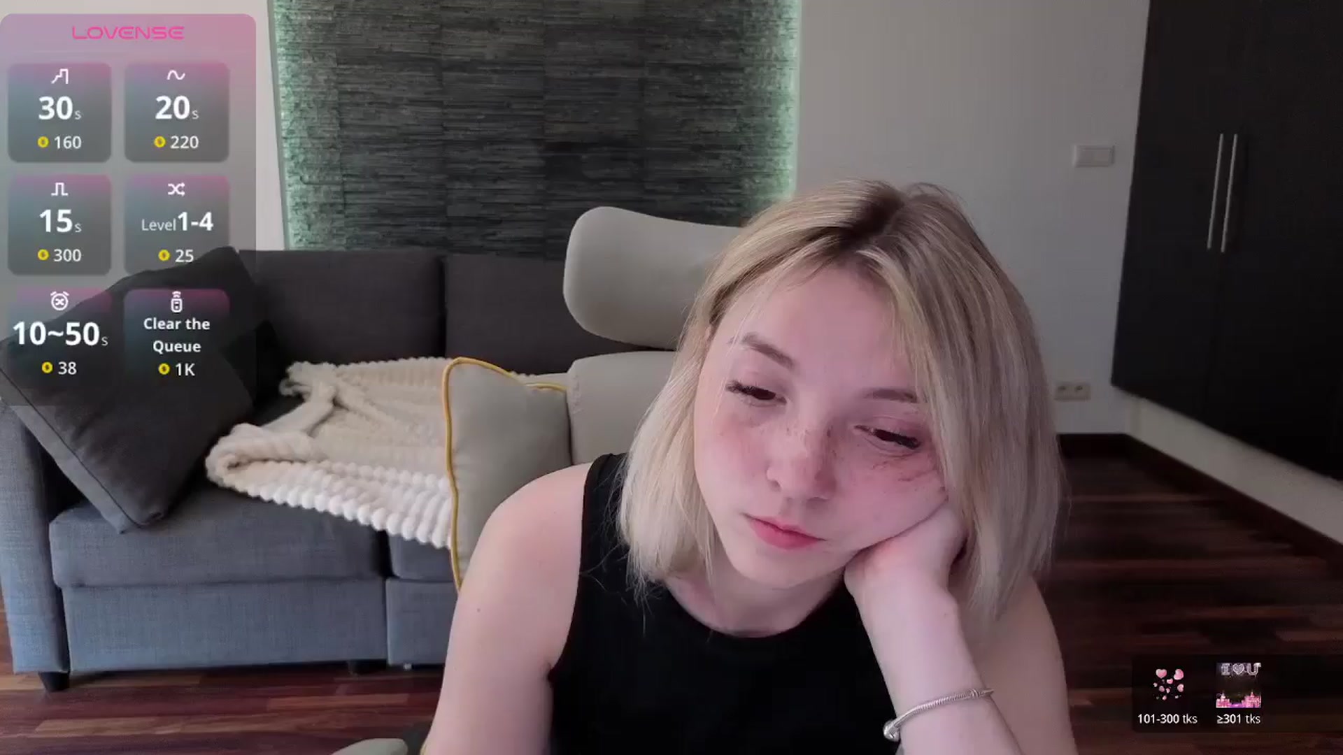 Gallery image thumbnail from Daisyy's myfreecams stream on, 05/06/2026, 13:31 image 1 of 20