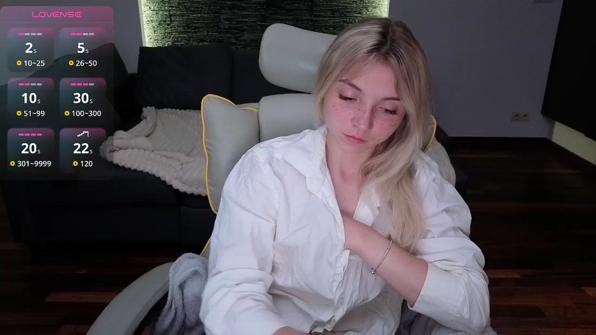 Gallery image thumbnail from Daisyy's myfreecams stream on, 05/06/2026, 22:23 image 13 of 20
