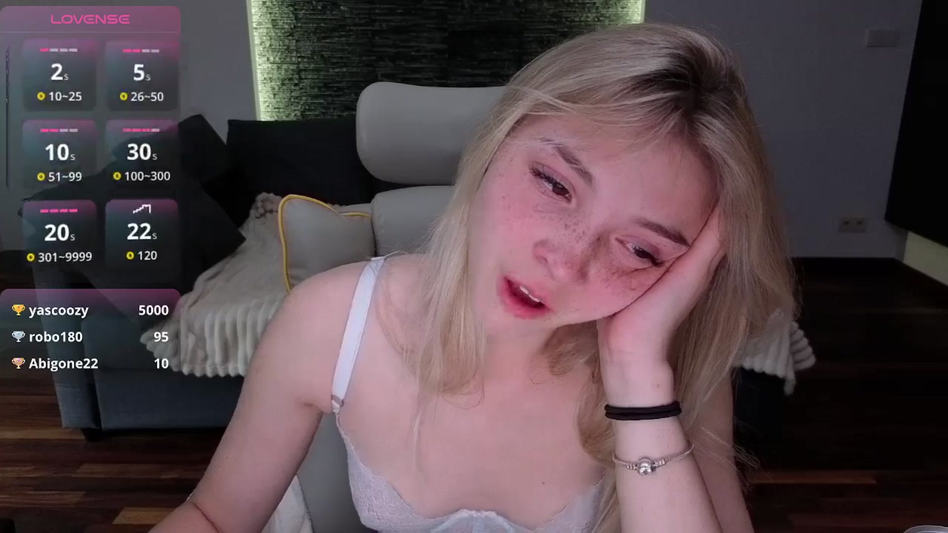 Gallery image thumbnail from Daisyy's myfreecams stream on, 05/08/2026, 16:27 image 13 of 20