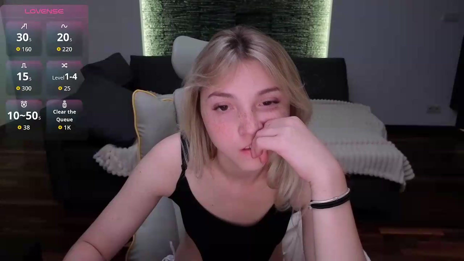 Gallery image thumbnail from Daisyy's myfreecams stream on, 05/08/2026, 19:32 image 10 of 20