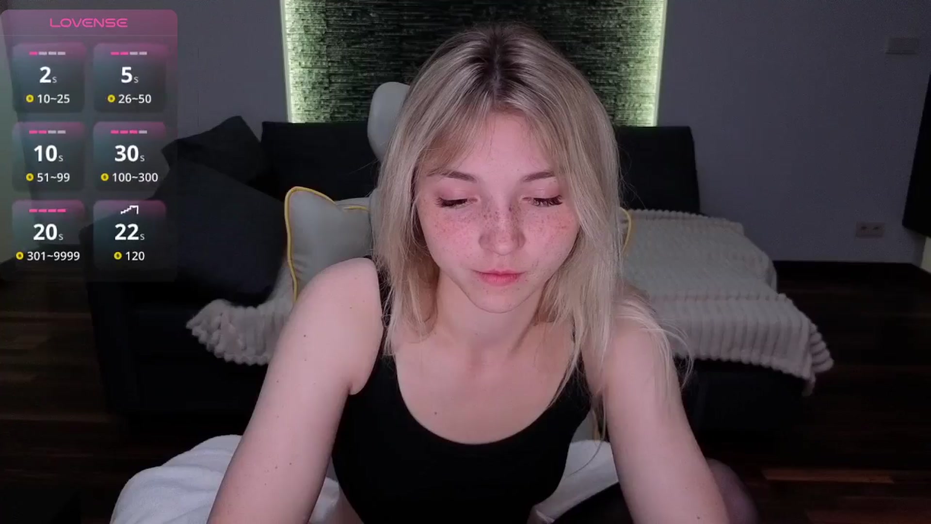 Gallery image thumbnail from Daisyy's myfreecams stream on, 05/08/2026, 20:23 image 4 of 20