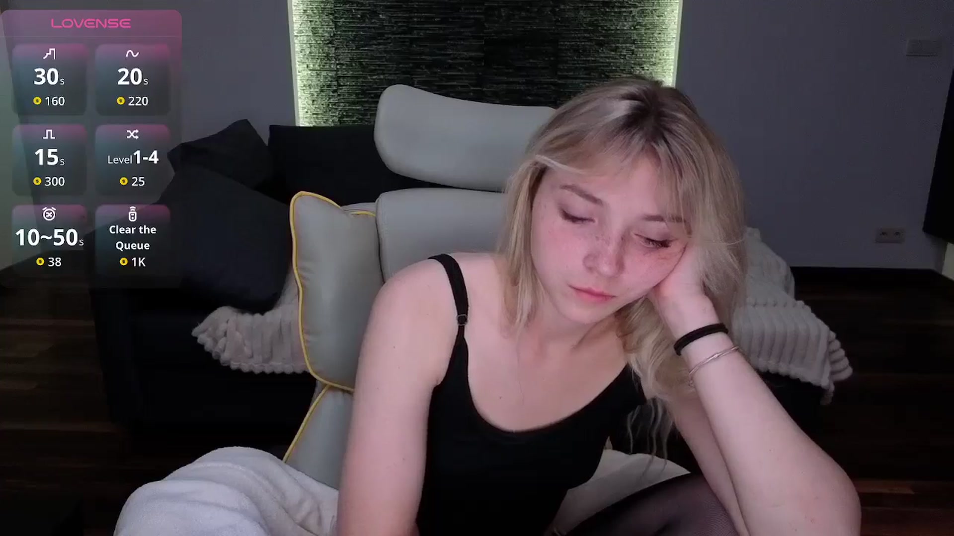 Gallery image thumbnail from Daisyy's myfreecams stream on, 05/08/2026, 20:23 image 5 of 20