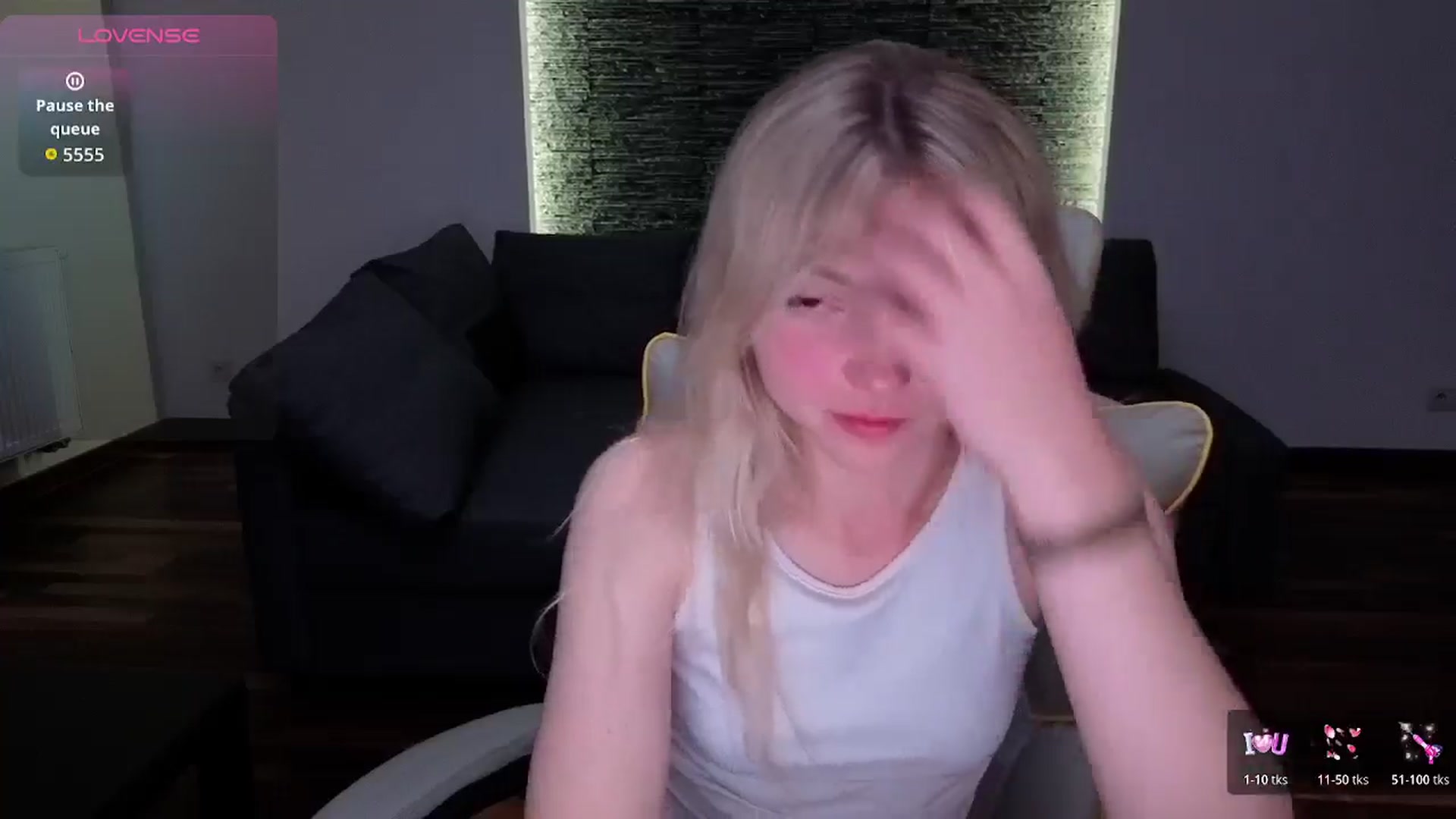 Gallery image thumbnail from Daisyy's myfreecams stream on, 05/10/2026, 21:15 image 13 of 20