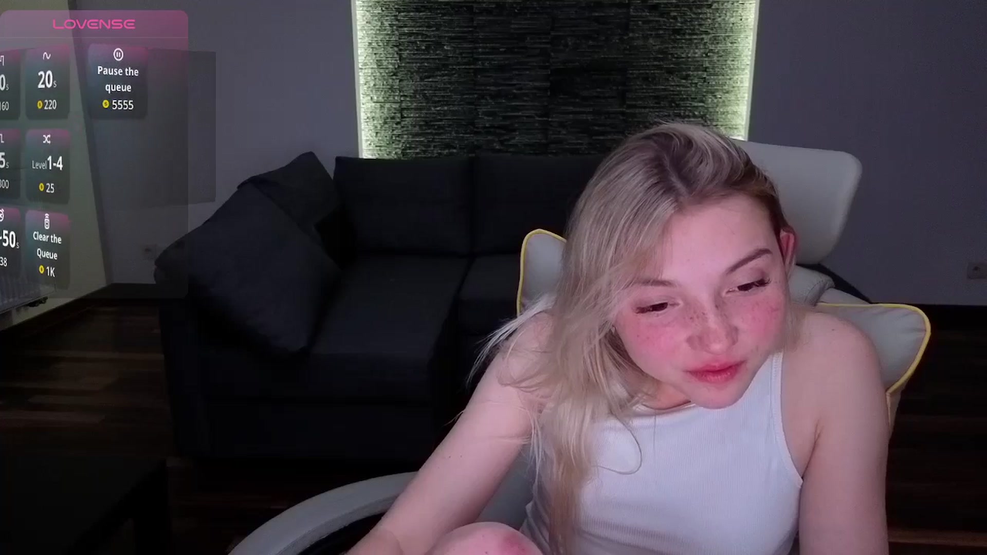 Gallery image thumbnail from Daisyy's myfreecams stream on, 05/10/2026, 21:15 image 10 of 20