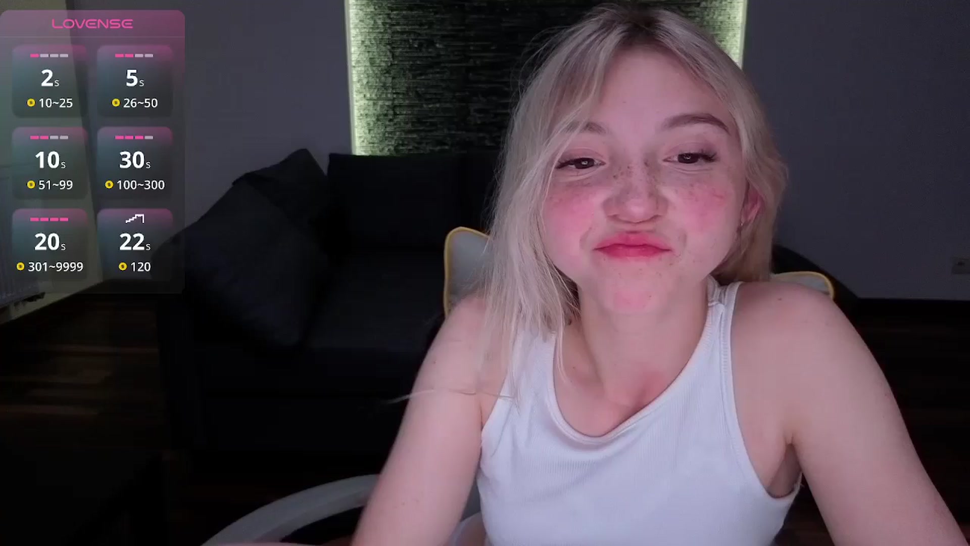 Gallery image thumbnail from Daisyy's myfreecams stream on, 05/10/2026, 21:15 image 1 of 20