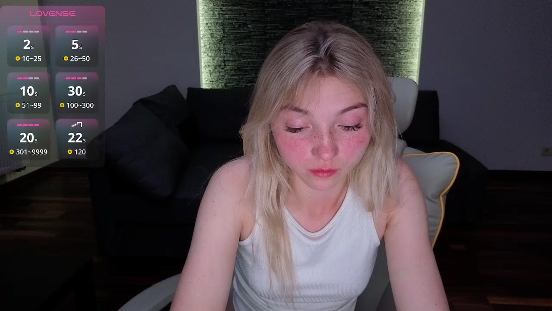 Gallery image thumbnail from Daisyy's myfreecams stream on, 05/10/2026, 21:15 image 17 of 20
