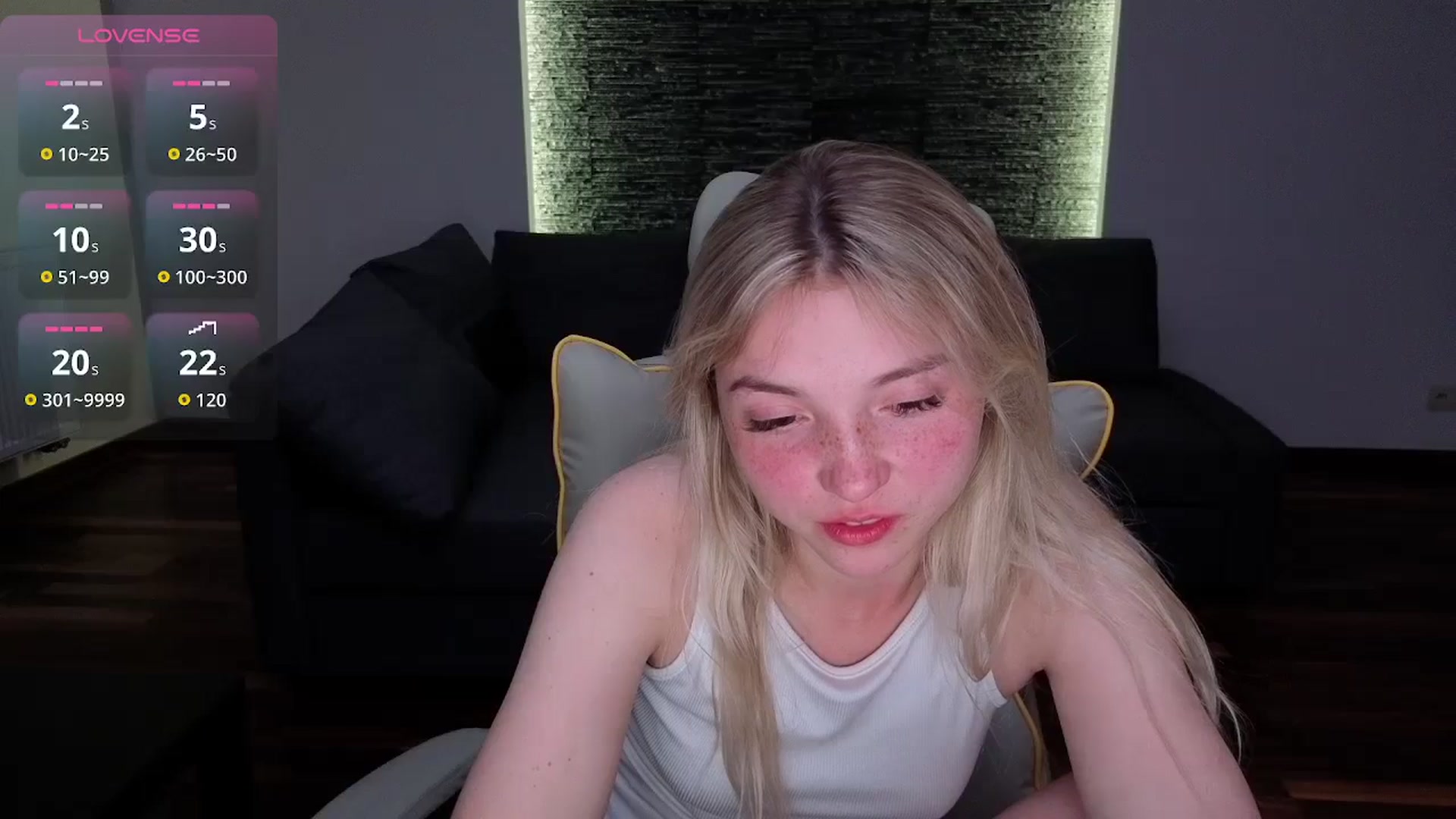 Gallery image thumbnail from Daisyy's myfreecams stream on, 05/10/2026, 21:15 image 19 of 20