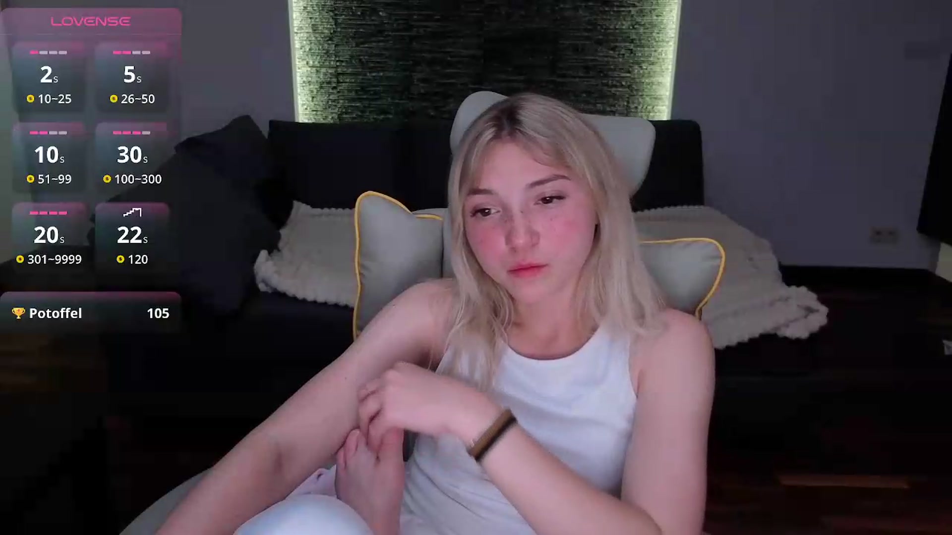 Gallery image thumbnail from Daisyy's myfreecams stream on, 05/11/2026, 24:21 image 3 of 20