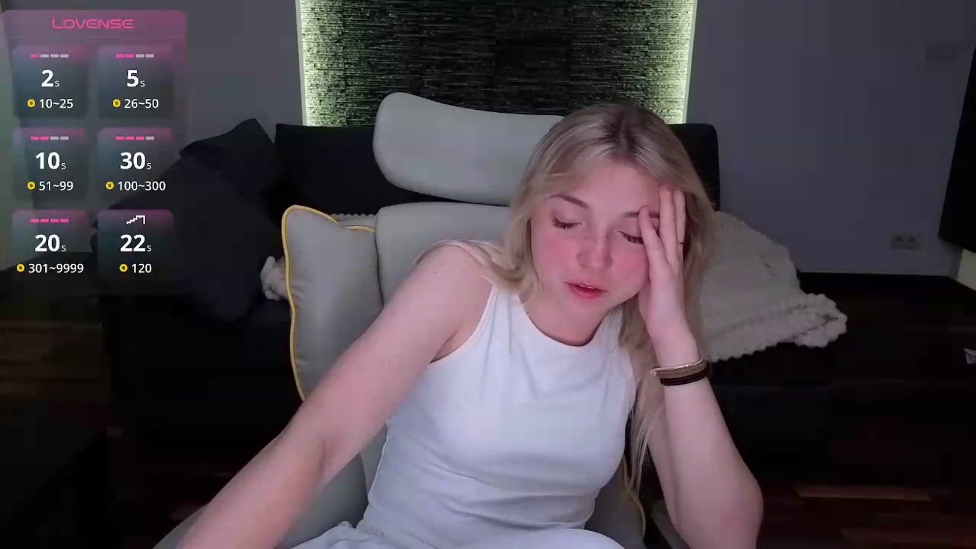 Gallery image thumbnail from Daisyy's myfreecams stream on, 05/11/2026, 24:21 image 8 of 20