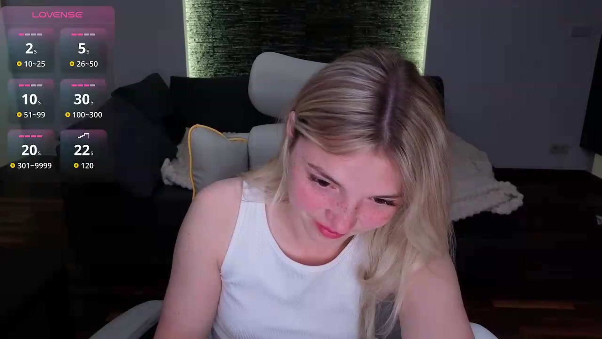 Gallery image thumbnail from Daisyy's myfreecams stream on, 05/11/2026, 24:21 image 12 of 20