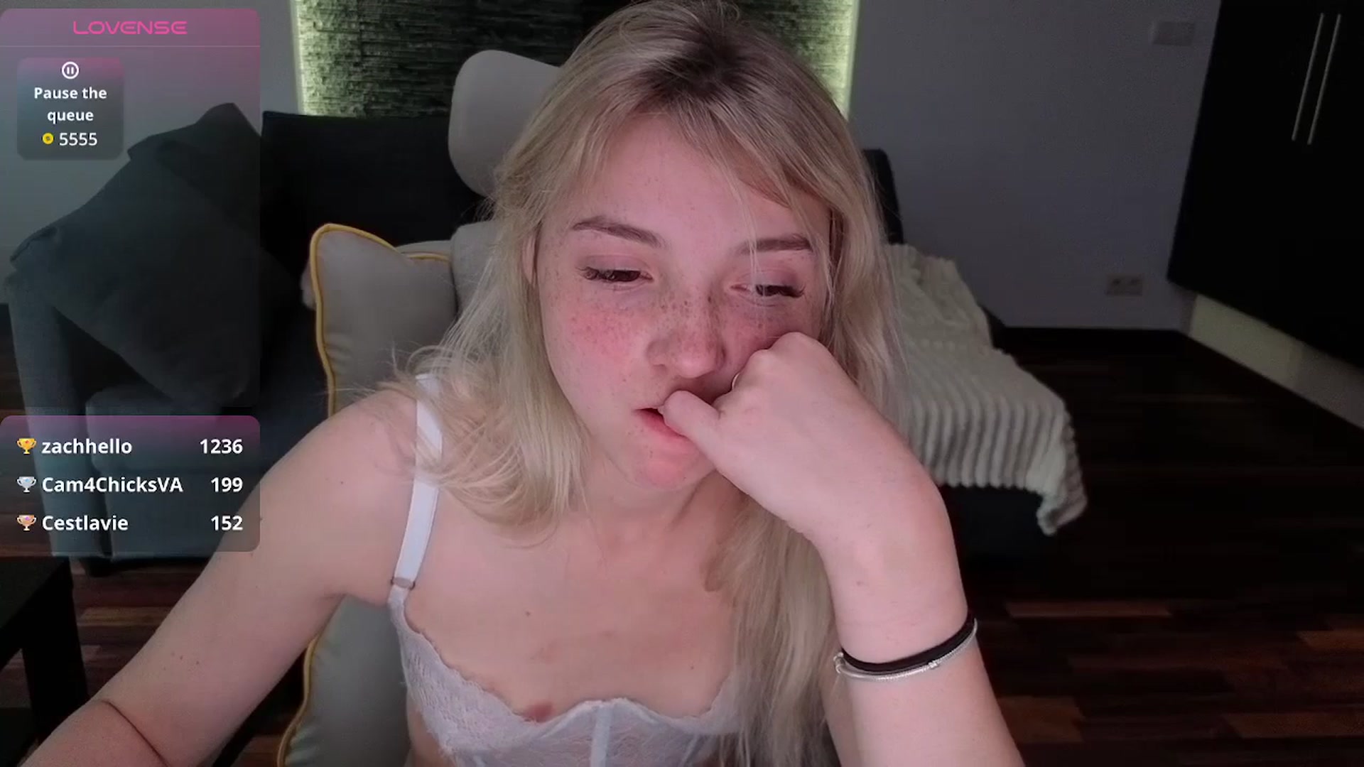 Gallery image thumbnail from Daisyy's myfreecams stream on, 05/11/2026, 16:54 image 20 of 20