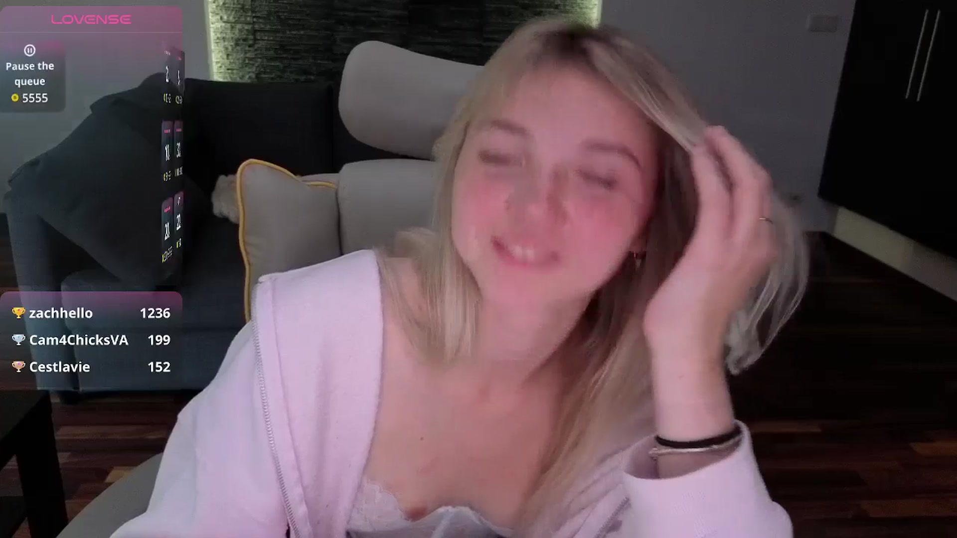Gallery image thumbnail from Daisyy's myfreecams stream on, 05/11/2026, 16:54 image 15 of 20