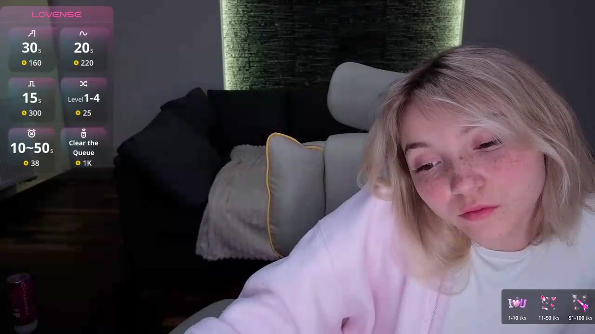 Gallery image thumbnail from Daisyy's myfreecams stream on, 05/11/2026, 20:07 image 14 of 20