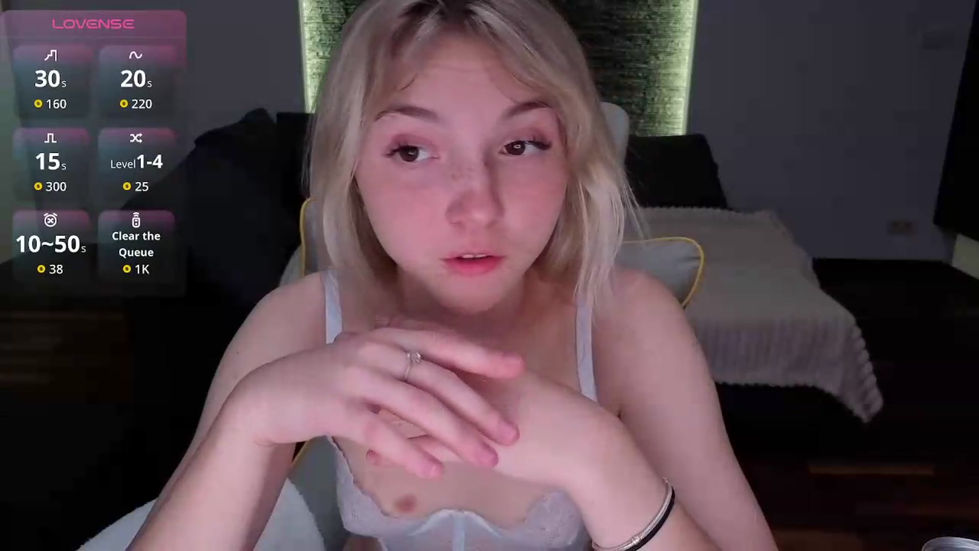 Gallery image thumbnail from Daisyy's myfreecams stream on, 05/11/2026, 21:24 image 4 of 20