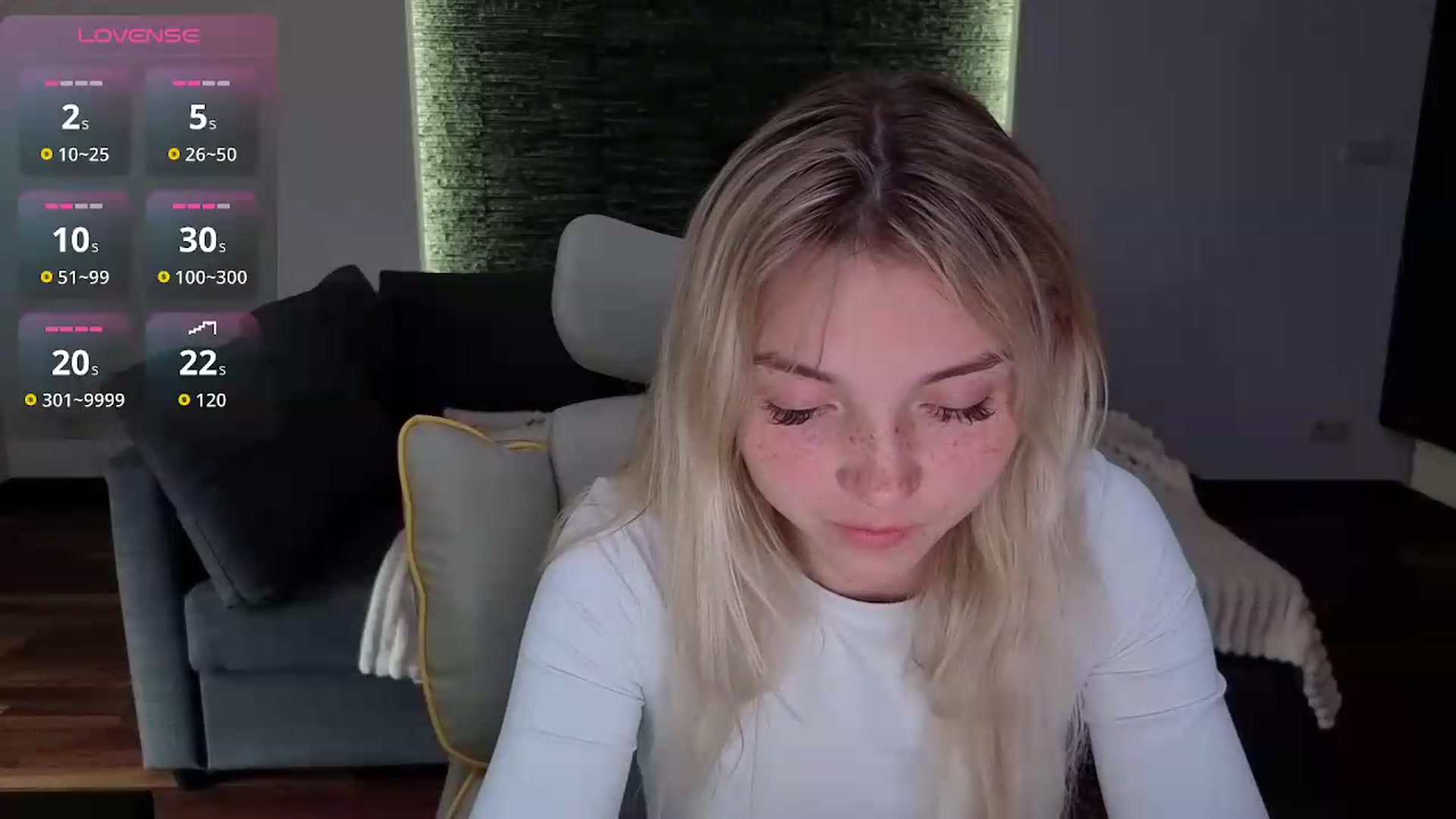 Gallery image thumbnail from Daisyy's myfreecams stream on, 05/12/2026, 09:53 image 16 of 20