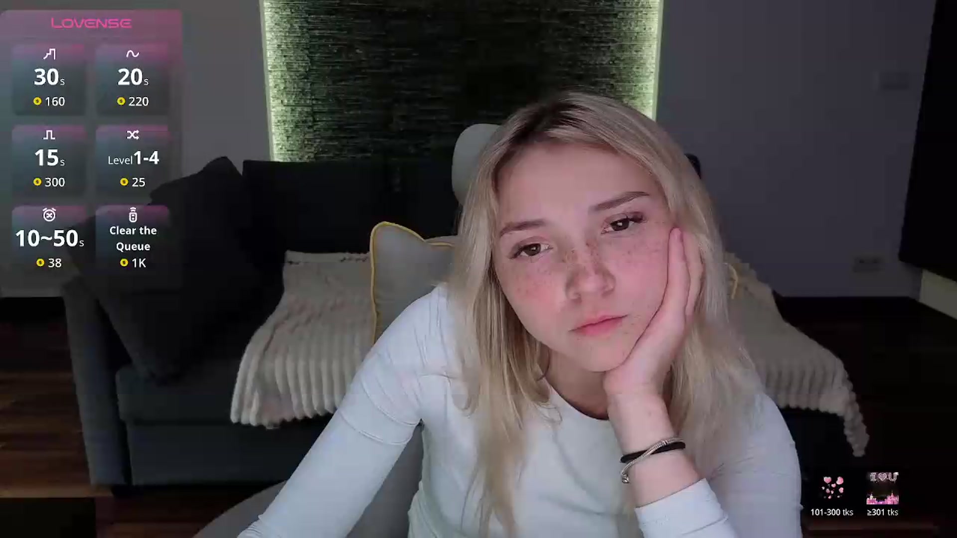 Gallery image thumbnail from Daisyy's myfreecams stream on, 05/12/2026, 09:53 image 19 of 20