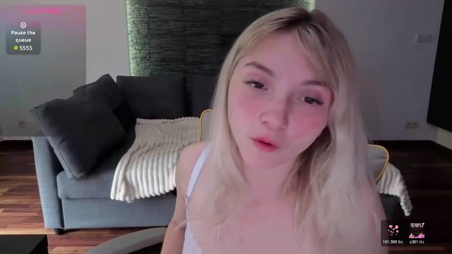 Gallery image thumbnail from Daisyy's myfreecams stream on, 05/12/2026, 11:43 image 18 of 20