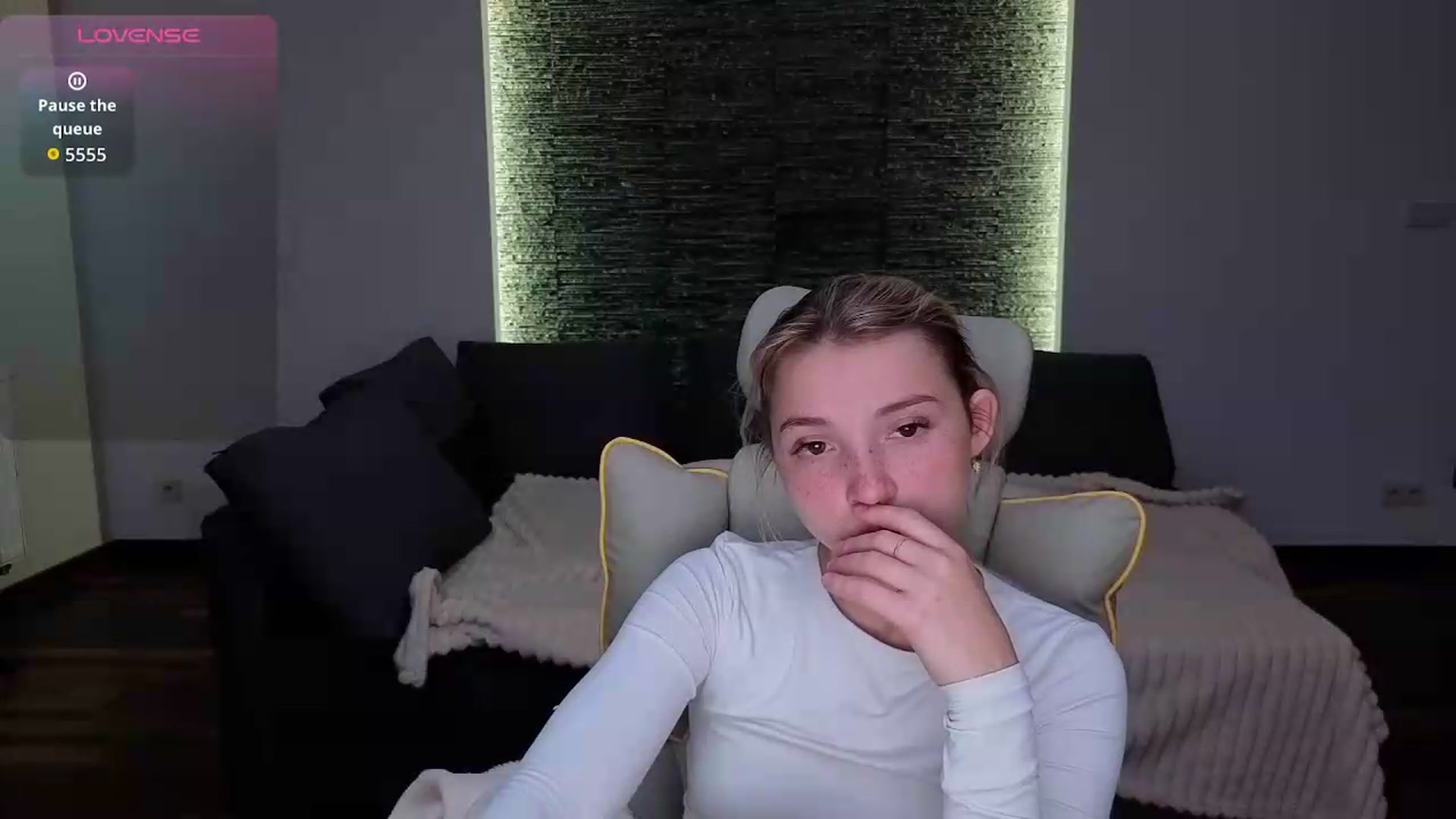 Gallery image thumbnail from Daisyy's myfreecams stream on, 05/12/2026, 20:03 image 7 of 20